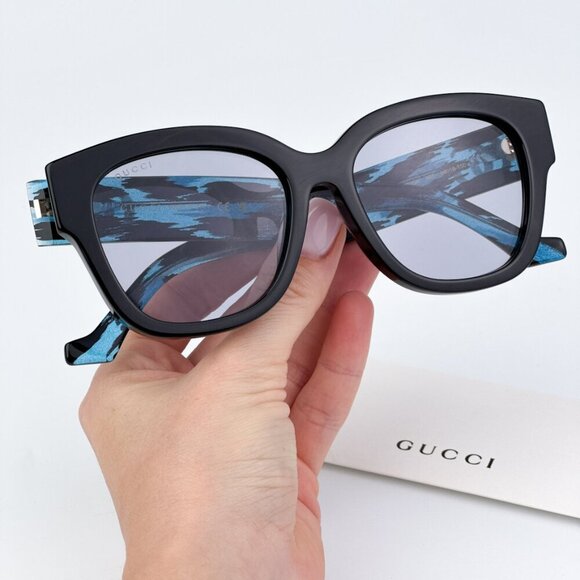 Gucci GG1550SK 003 BRAND NEW Sunglasses Black Violet Women Square - Picture 1 of 11